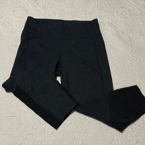 Spalding Cropped Black Athletic Leggings Sz M